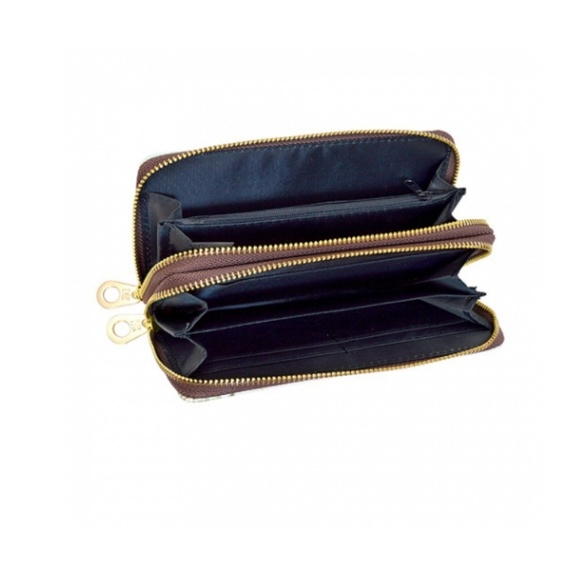 Michael Michelle 'Sassy Girl' Fashion Wallet - Picture 2 of 2